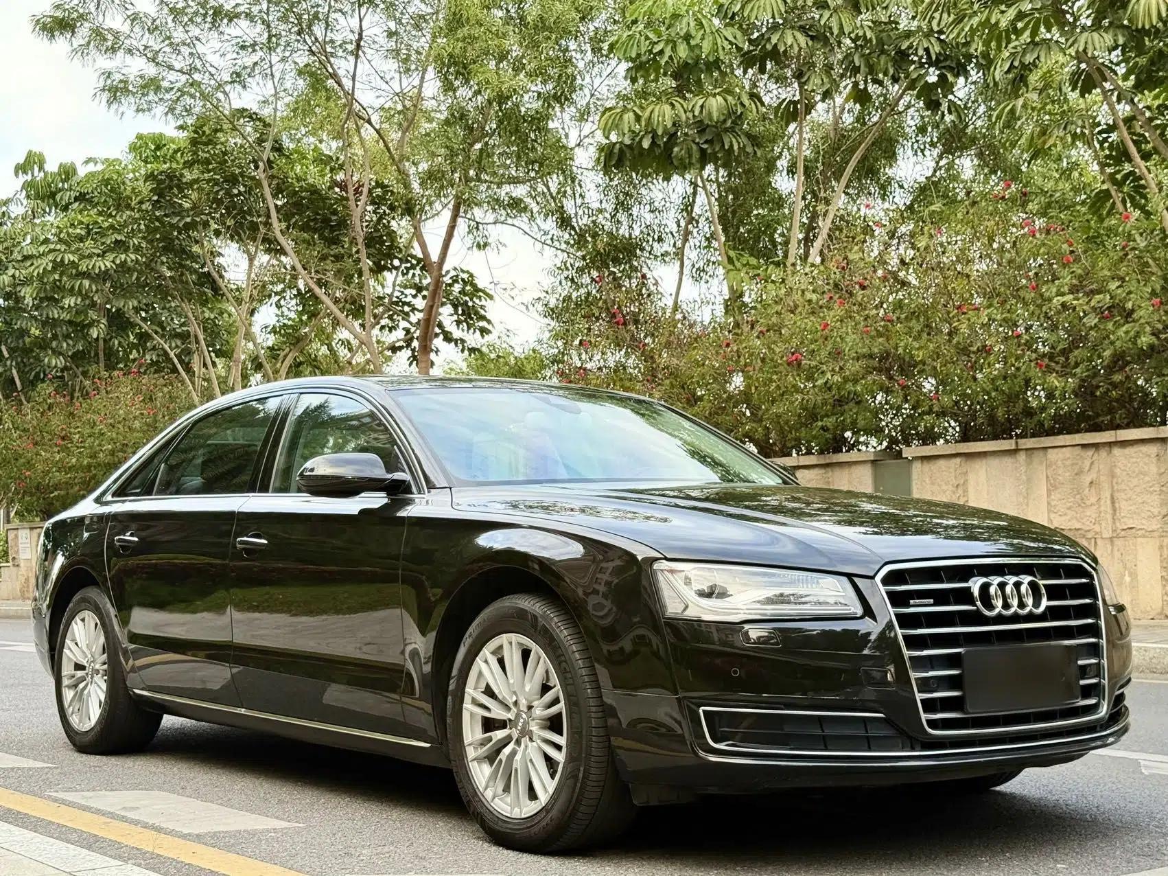 Audi A8 2014 A8L 45 TFSI quattro Comfort model — миниатюра 3