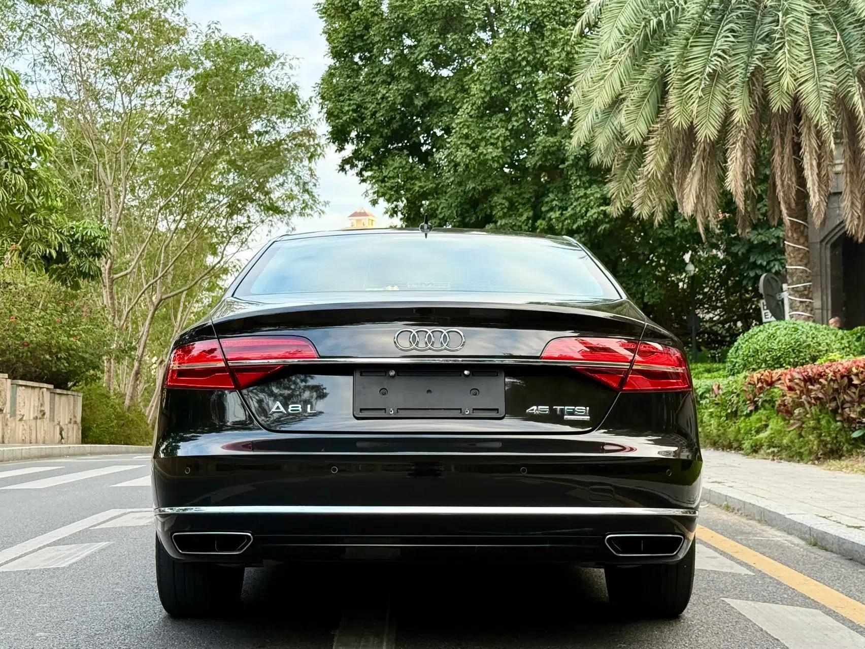 Audi A8 2014 A8L 45 TFSI quattro Comfort model — миниатюра 5