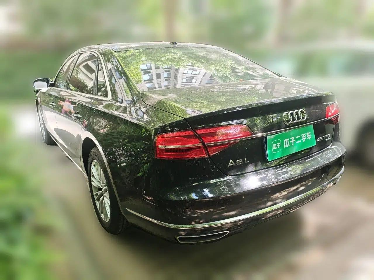 Audi A8 2014 A8L 45 TFSI quattro Comfort model — миниатюра 4