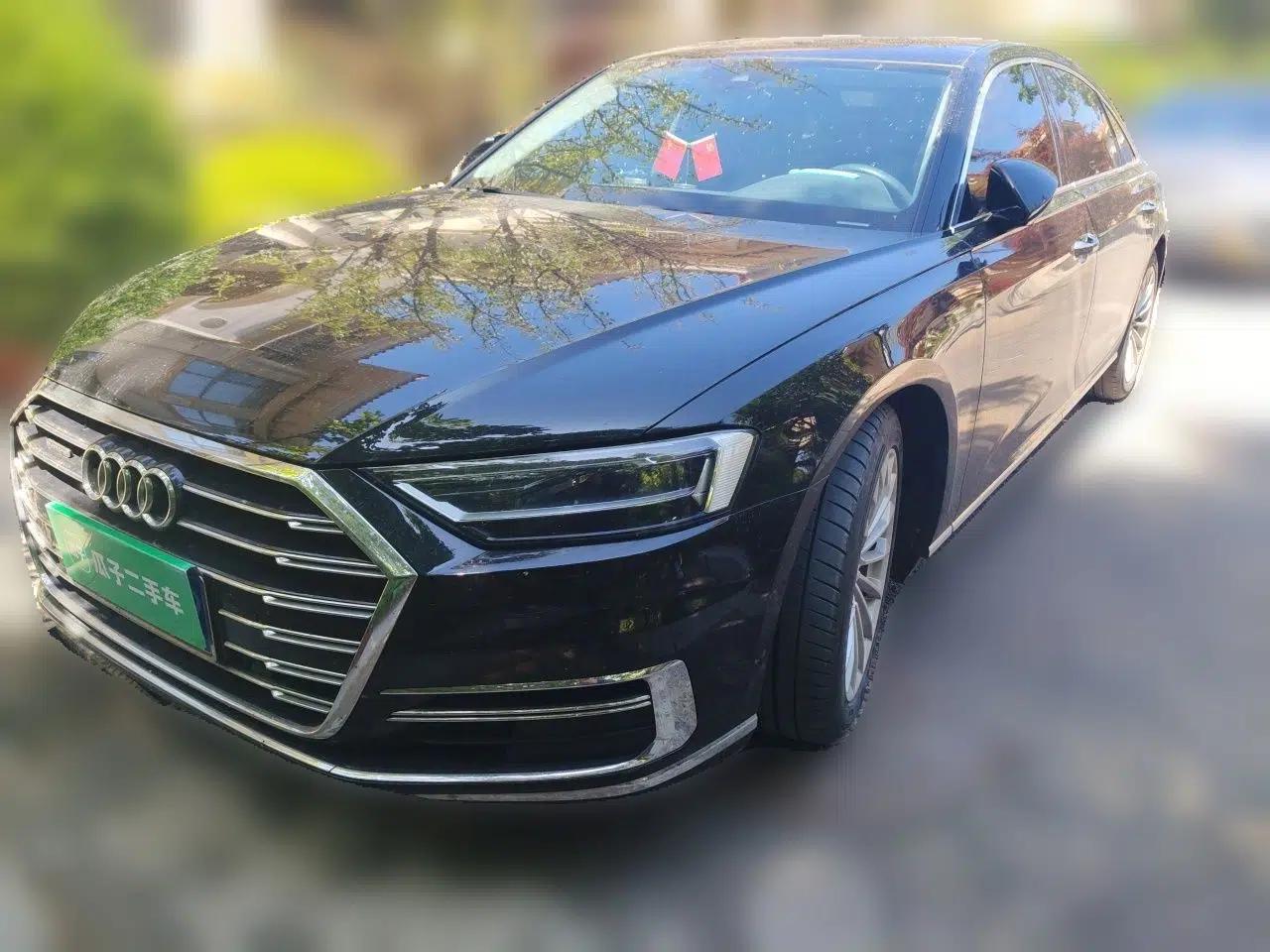 Audi A8 2019 Facelifted Plus A8L 50 TFSI quattro Comfort Version — миниатюра 1