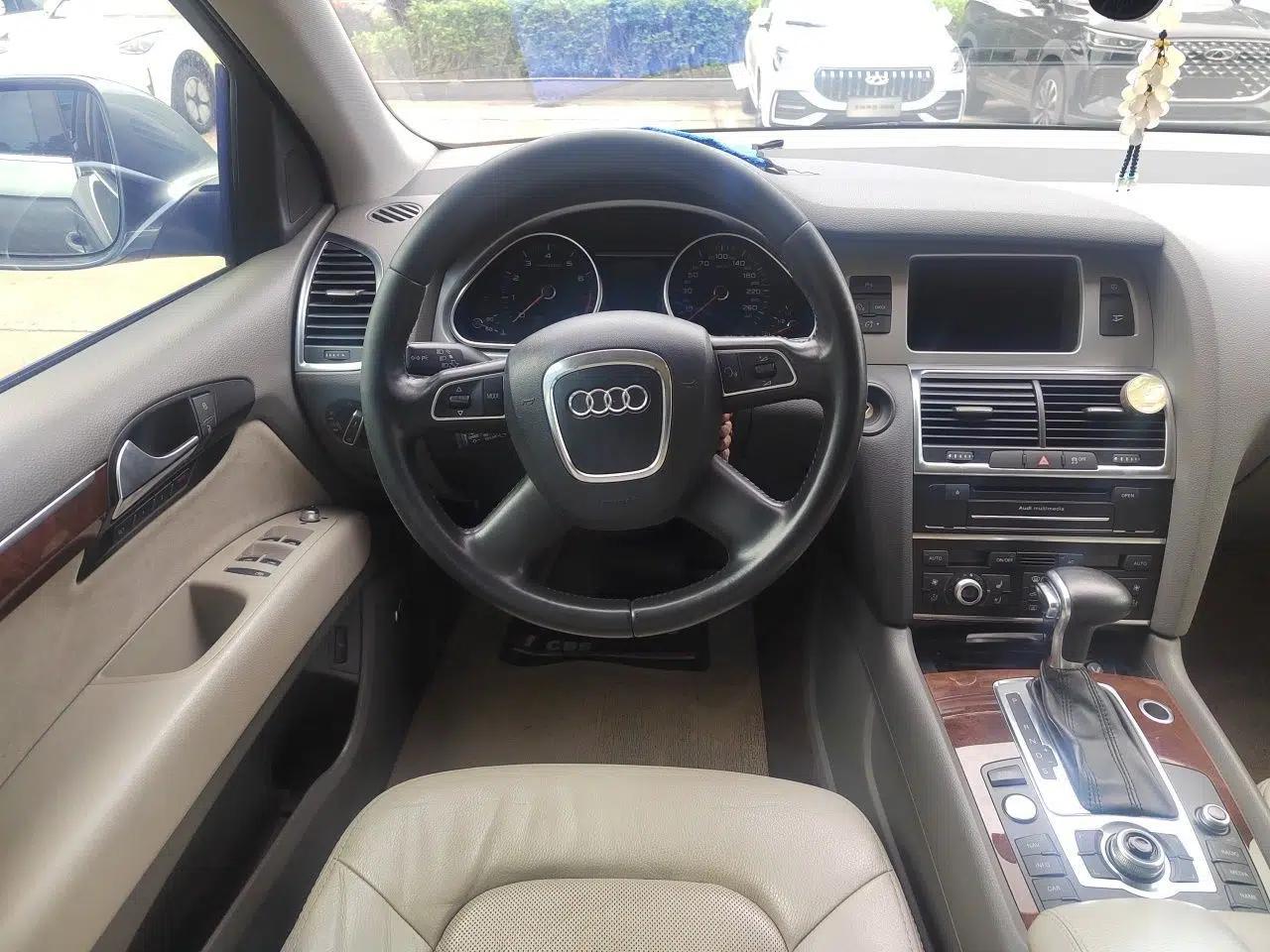 Audi Q7 2012 3.0 TFSI Technology Model (200kW) — миниатюра 11