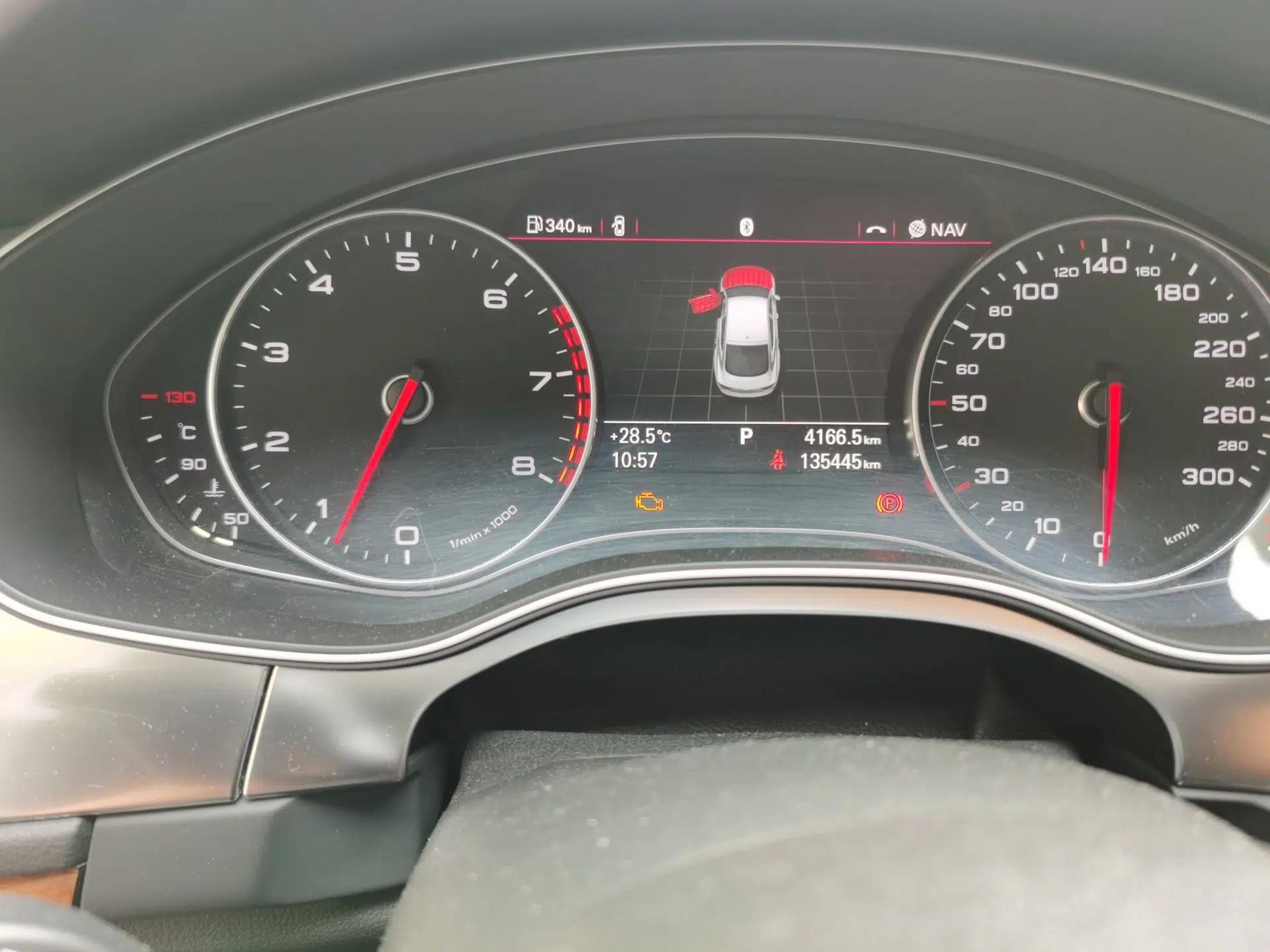 Audi A7 2012 3.0TFSI quattro Comfort Edition — миниатюра 13