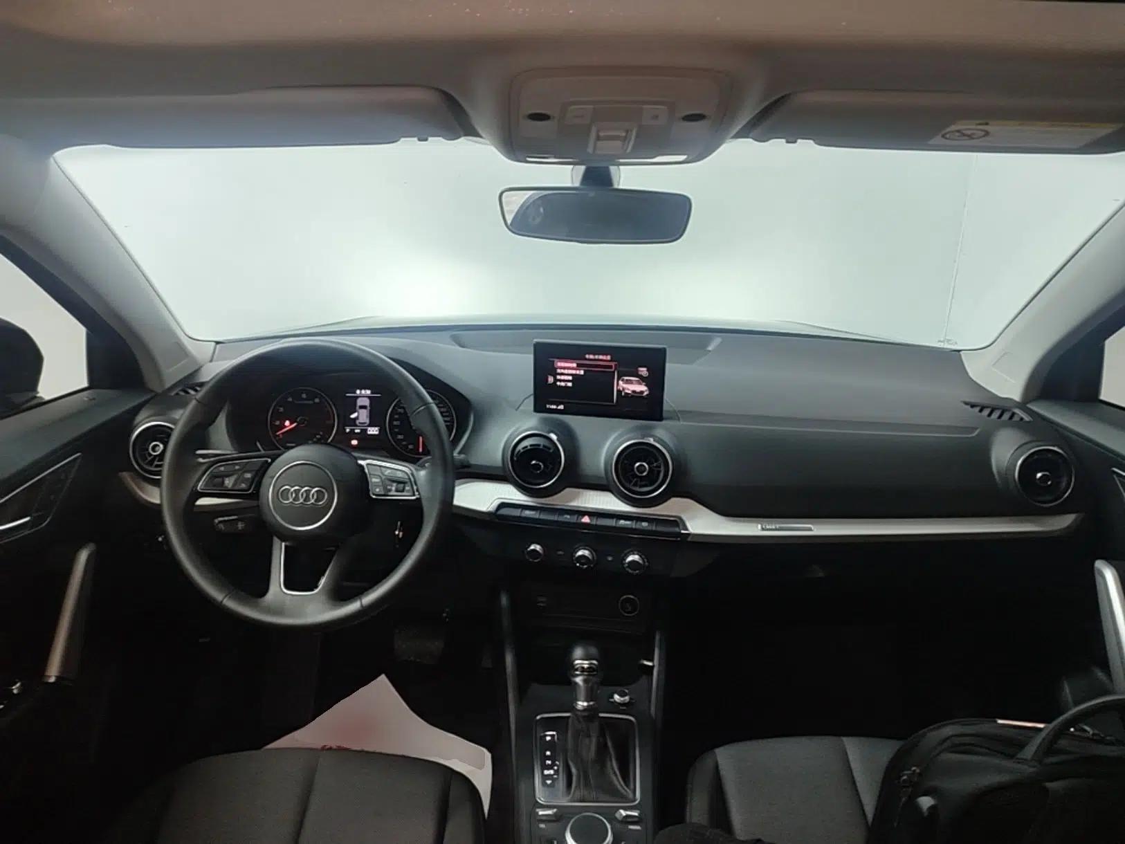 Audi Q2L 2020 35 TFSI Ambition Dynamic Edition — миниатюра 12