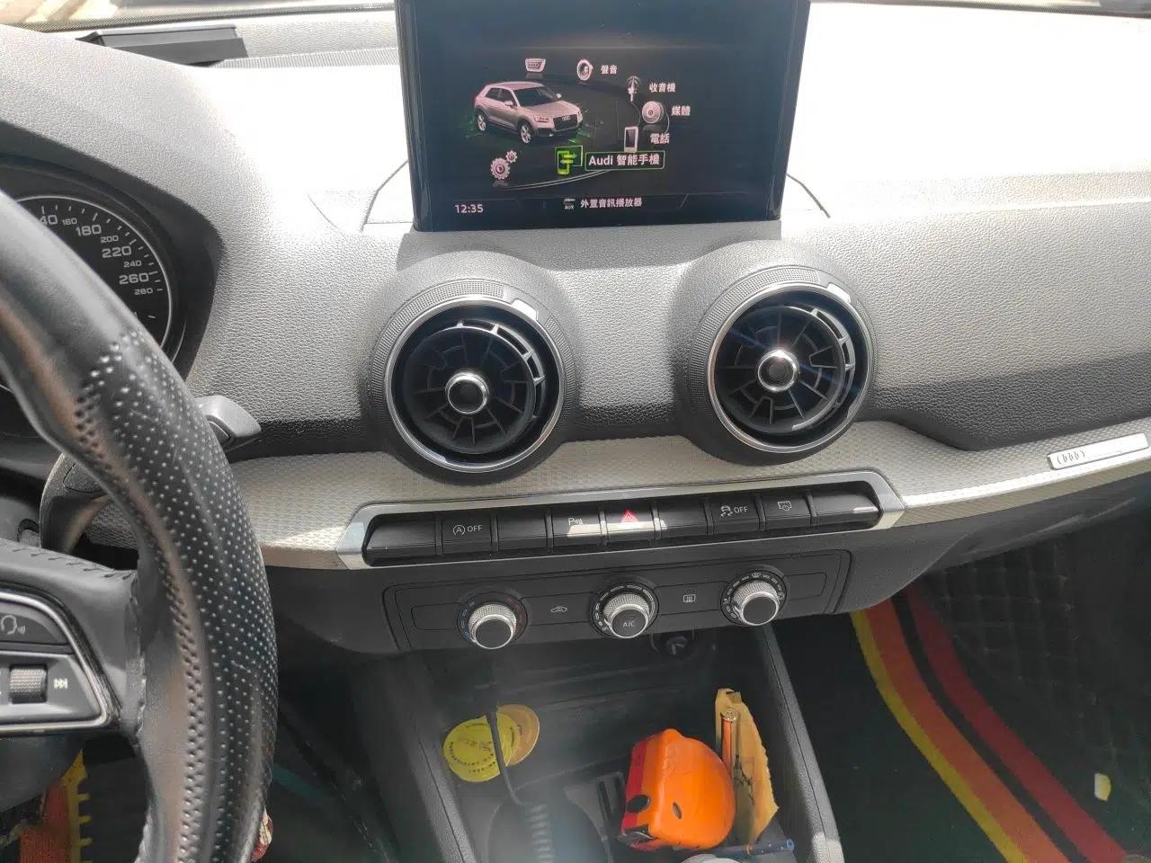 Audi Q2L 2020 35 TFSI Ambition Dynamic Edition — миниатюра 14