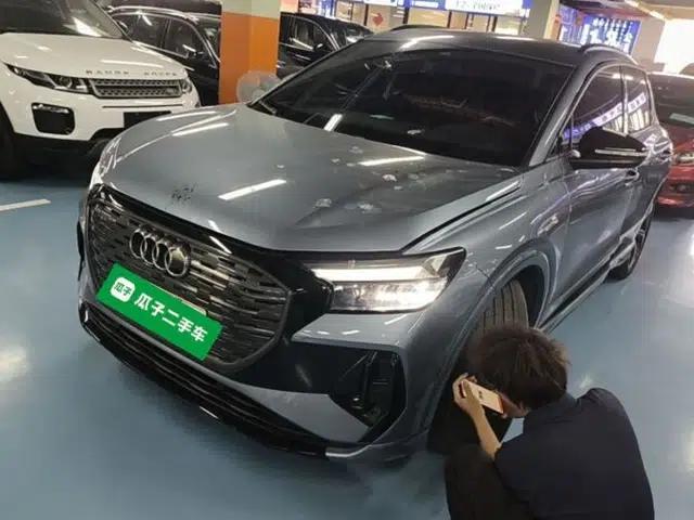 Audi Q4 e-tron 2023 40 e-tron Creation Edition Midnight