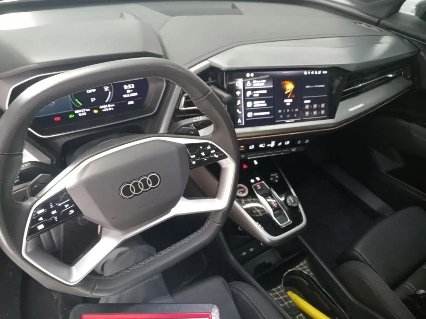 Audi Q4 e-tron 2023 40 e-tron Adventure Edition — миниатюра 13