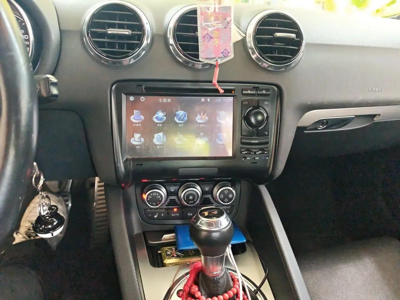 Audi TT 2011 TT Coupe 2.0 TFSI — миниатюра 14