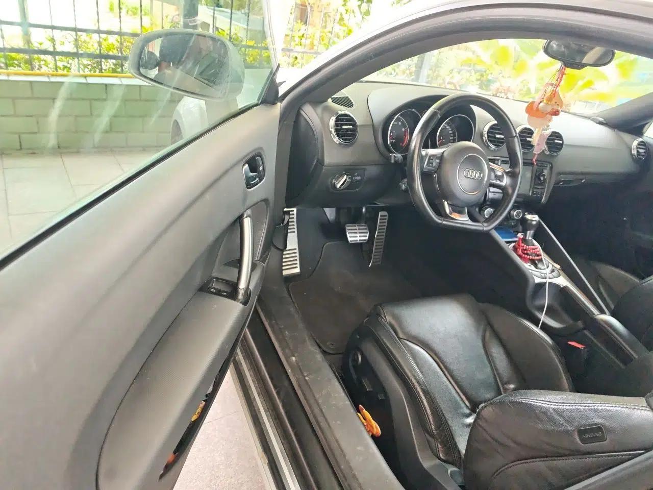 Audi TT 2011 TT Coupe 2.0 TFSI — миниатюра 17