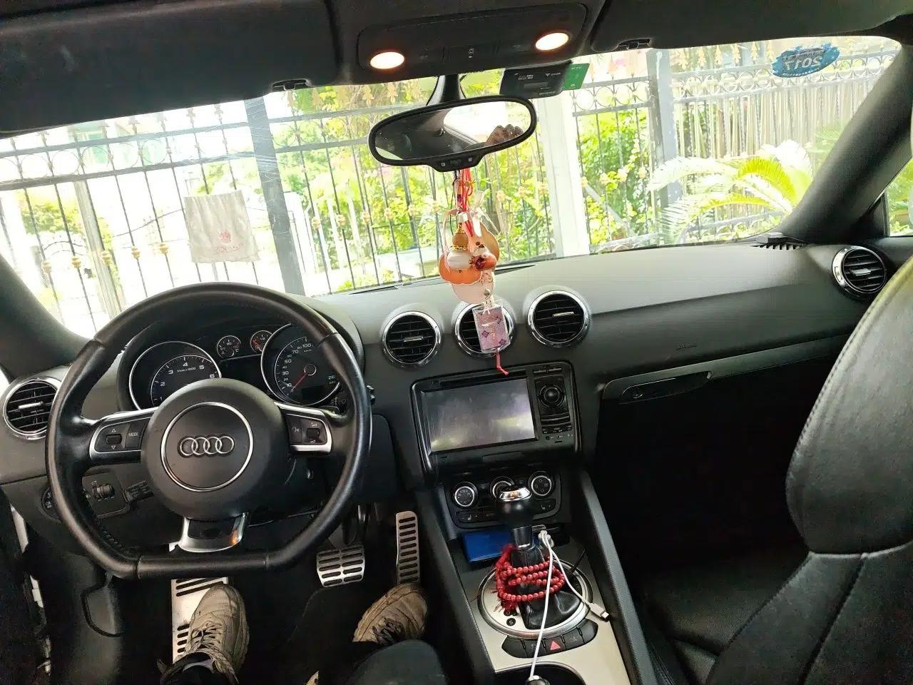 Audi TT 2011 TT Coupe 2.0 TFSI — миниатюра 10