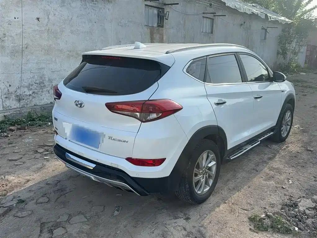 Tucson 2015 1.6T Dual-Clutch Two-Wheel Drive Intelligent Model — миниатюра 5