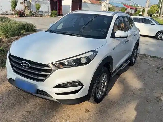 Tucson 2015 1.6T Dual-Clutch Two-Wheel Drive Intelligent Model
