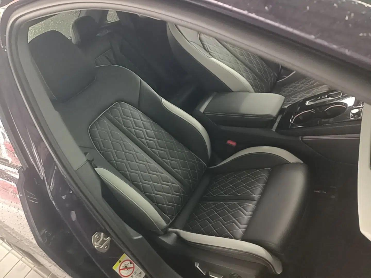 Audi A5L 2026 2.0T Sport Plus — миниатюра 23
