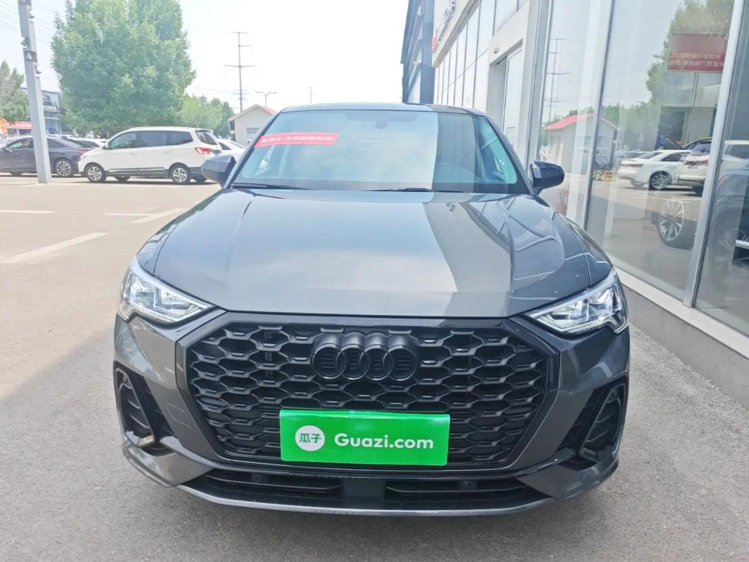 Audi Q3 Sportback 2023 Updated 40 TFSI Fashion Version — миниатюра 2