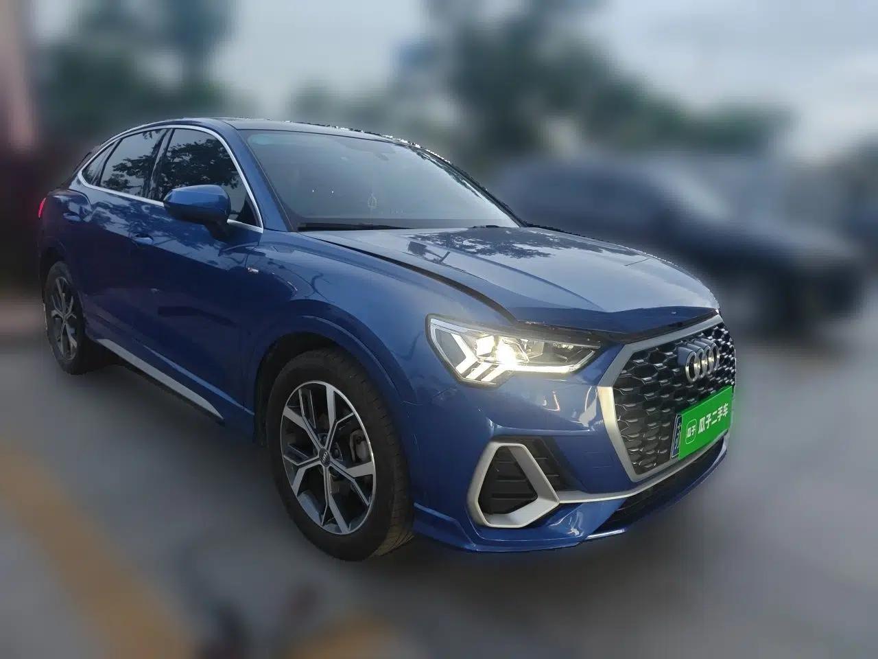 Audi Q3 Sportback 2020 40 TFSI Fashion Model — миниатюра 3