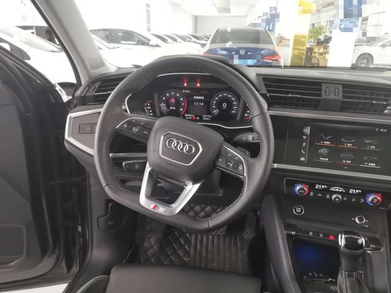 Audi Q3 Sportback 2020 40 TFSI Fashion Model — миниатюра 14