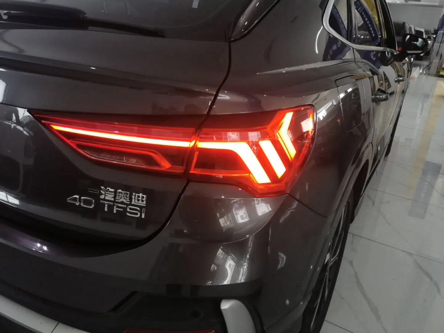 Audi Q3 Sportback 2020 40 TFSI Fashion Model — миниатюра 7