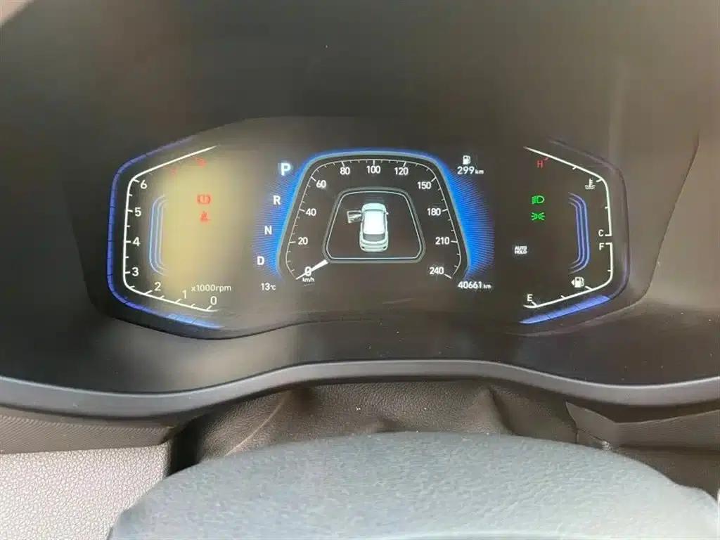 Beijing Hyundai ix35 2021 240TGDi DCT 2WD GLS Leading Edition — миниатюра 7
