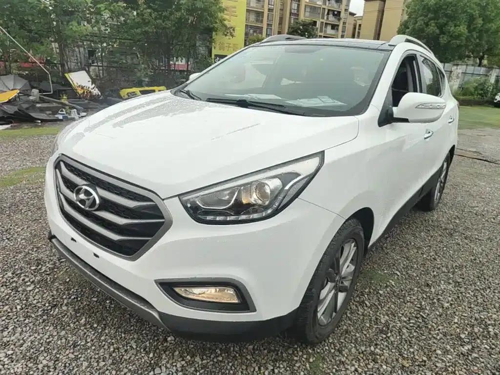 Beijing Hyundai ix35 2013 2.0L Automatic 2WD Smart GLS (National IV Emission Standard) — миниатюра 1