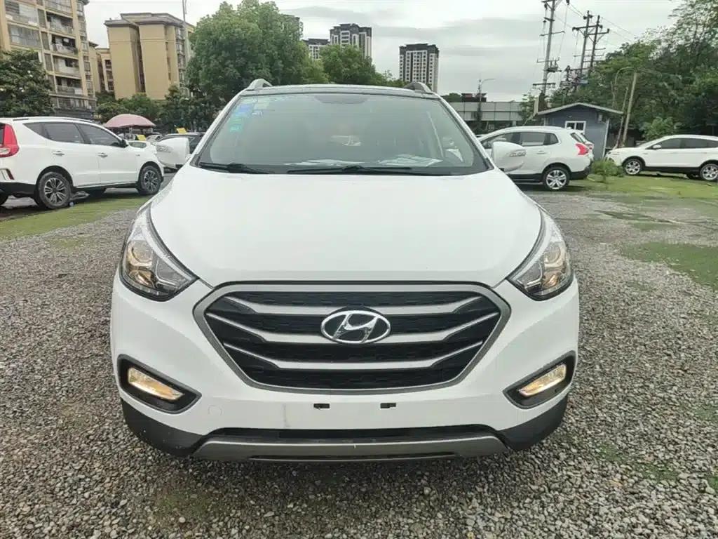 Beijing Hyundai ix35 2013 2.0L Automatic 2WD Smart GLS (National IV Emission Standard) — миниатюра 3