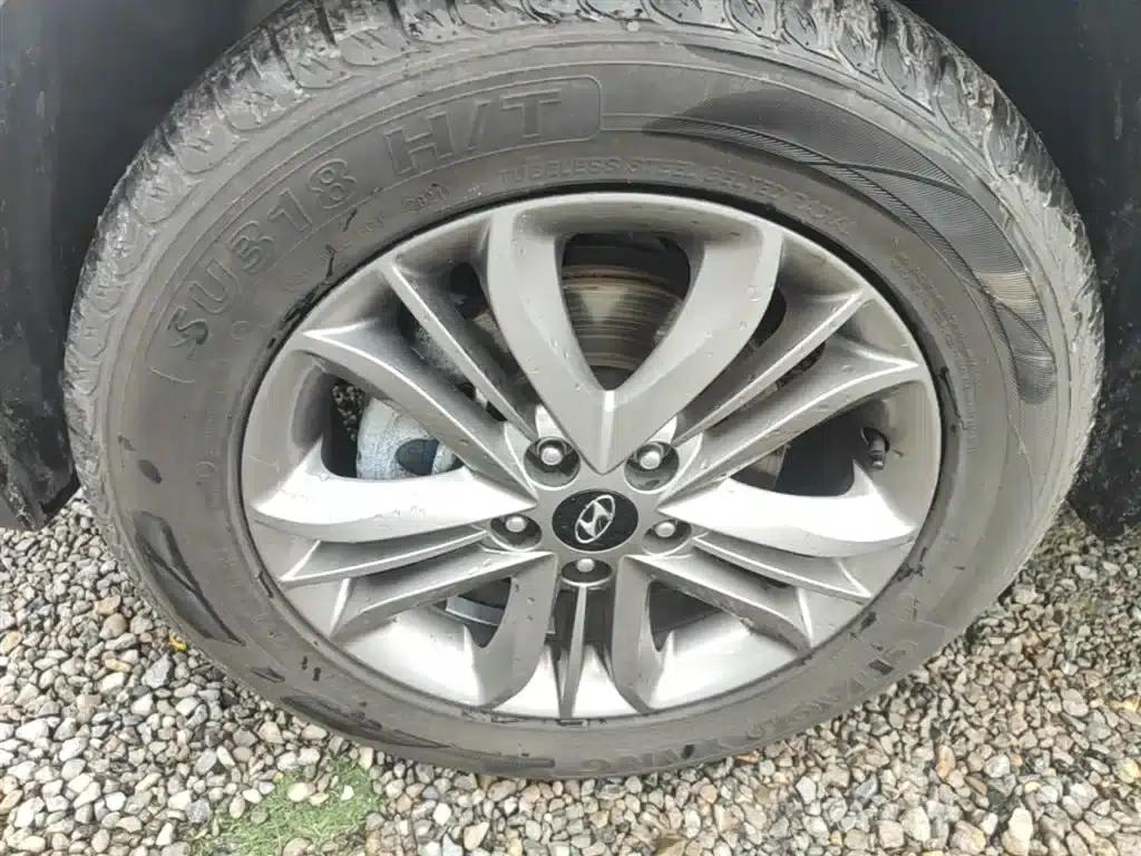 Beijing Hyundai ix35 2013 2.0L Automatic 2WD Smart GLS (National IV Emission Standard) — миниатюра 23