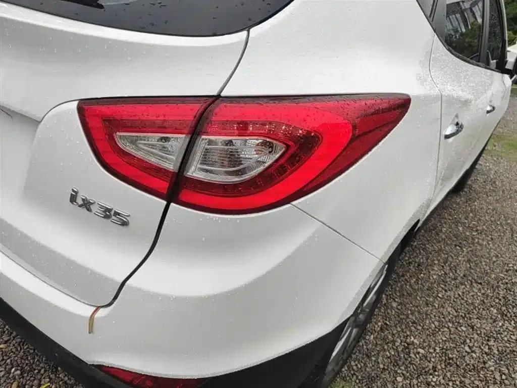 Beijing Hyundai ix35 2013 2.0L Automatic 2WD Smart GLS (National IV Emission Standard) — миниатюра 8