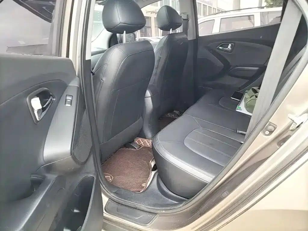 Beijing Hyundai ix35 2013 2.0L Automatic 2WD Smart GLS (National IV Emission Standard) — миниатюра 17