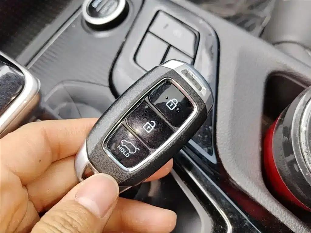 Beijing Hyundai ix35 2021 2.0L Automatic 2WD GLS Leading Edition — миниатюра 9