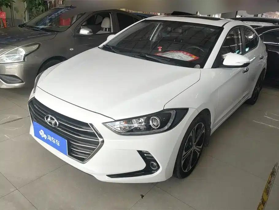 Hyundai Elantra 2019 1.4T Dual-Clutch Dynamic & Vitality Edition — миниатюра 1
