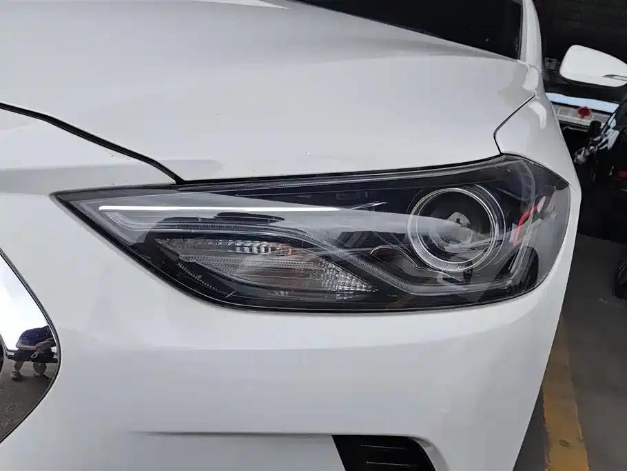 Hyundai Elantra 2019 1.4T Dual-Clutch Dynamic & Vitality Edition — миниатюра 5