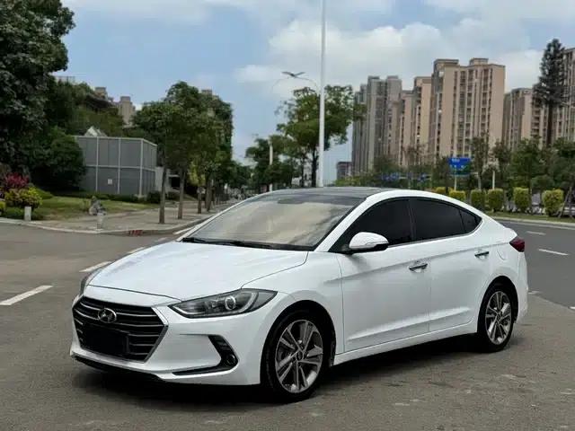 Hyundai Elantra 2016 1.6L Automatic Smart Elite Edition