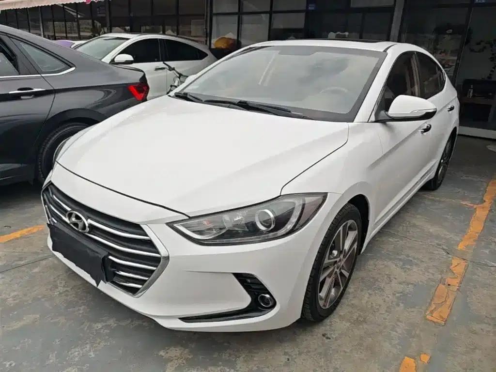 Hyundai Elantra 2016 1.6L Automatic Smart Elite Edition — миниатюра 2