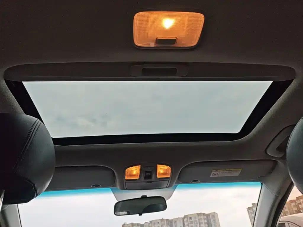 Hyundai Elantra 2016 1.6L Automatic Smart Elite Edition — миниатюра 18