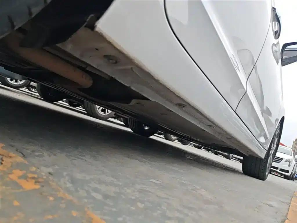 Hyundai Elantra 2016 1.6L Automatic Smart Elite Edition — миниатюра 21