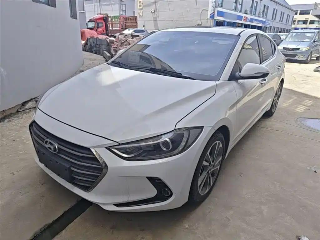 Hyundai Elantra 2016 1.6L Automatic Smart Elite Edition — миниатюра 1