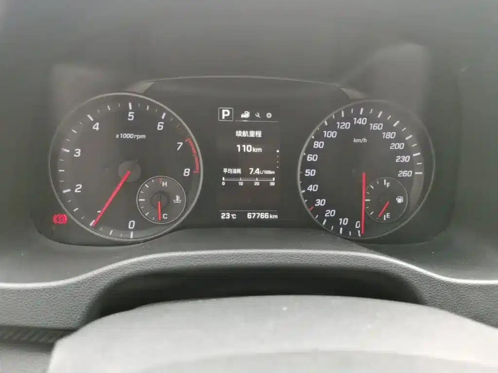 Hyundai Elantra 2018 1.4T Dual-Clutch Dynamic & Vitality Edition — миниатюра 12