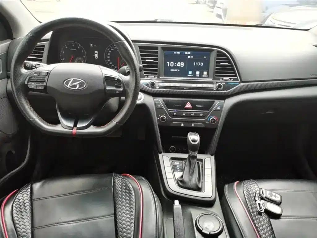 Hyundai Elantra 2018 1.4T Dual-Clutch Dynamic & Vitality Edition — миниатюра 10
