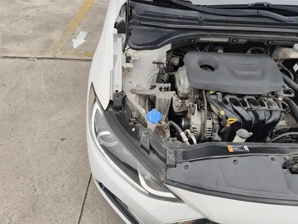 Hyundai Elantra 2016 1.6L Automatic Smart Elite Edition — миниатюра 20
