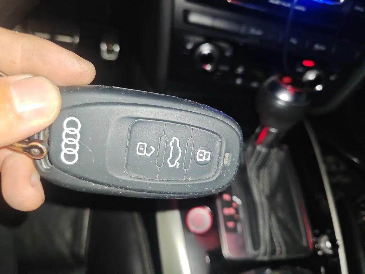 Audi S5 2012 S5 3.0T Sportback — миниатюра 9