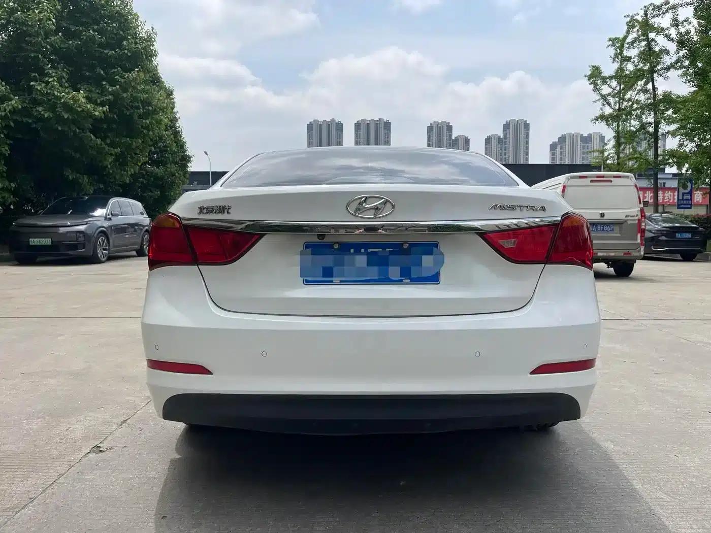 2014 Mistra 1.8L Automatic Intelligent GLS — миниатюра 11