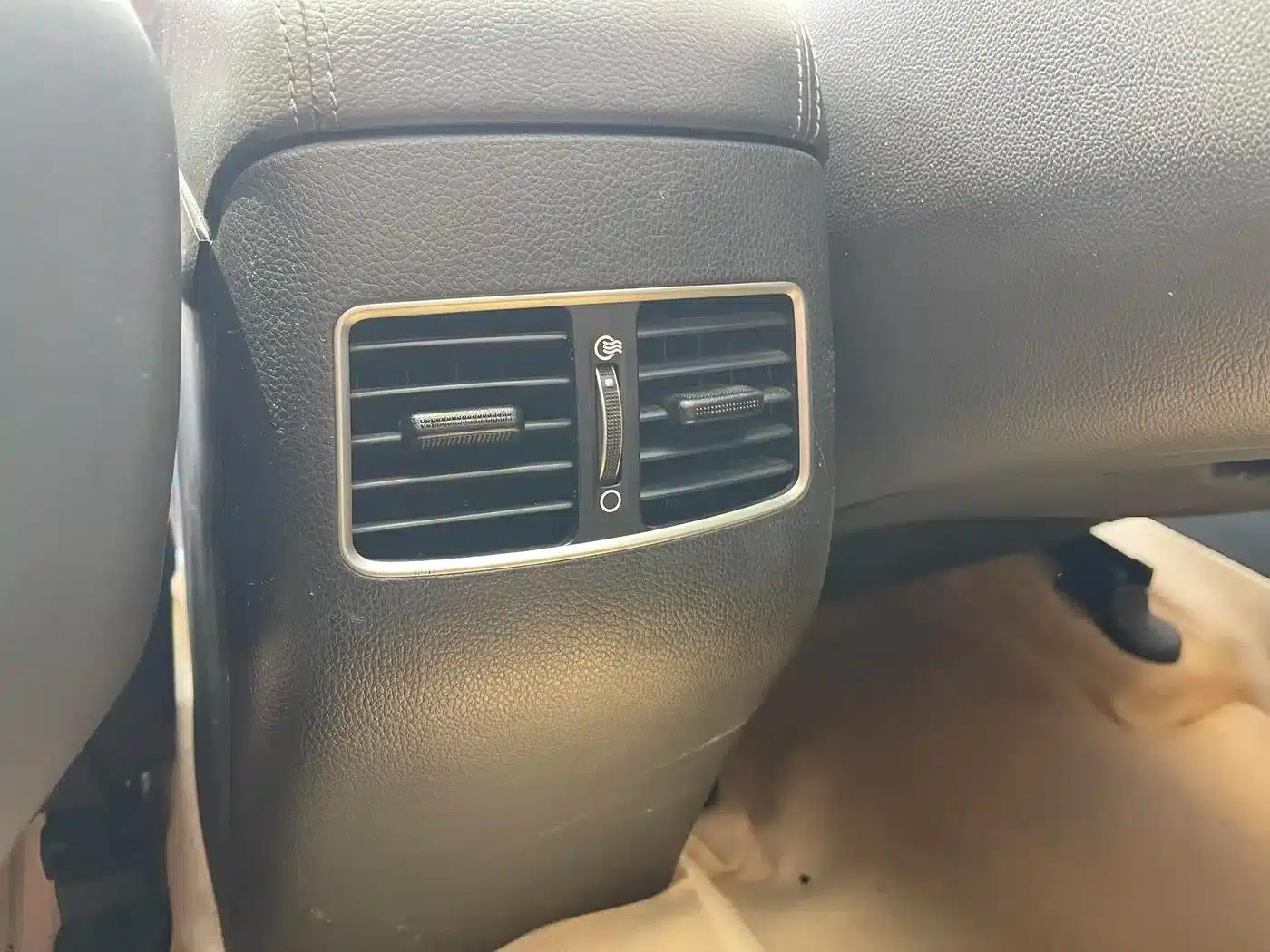 2014 Mistra 1.8L Automatic Intelligent GLS — миниатюра 13