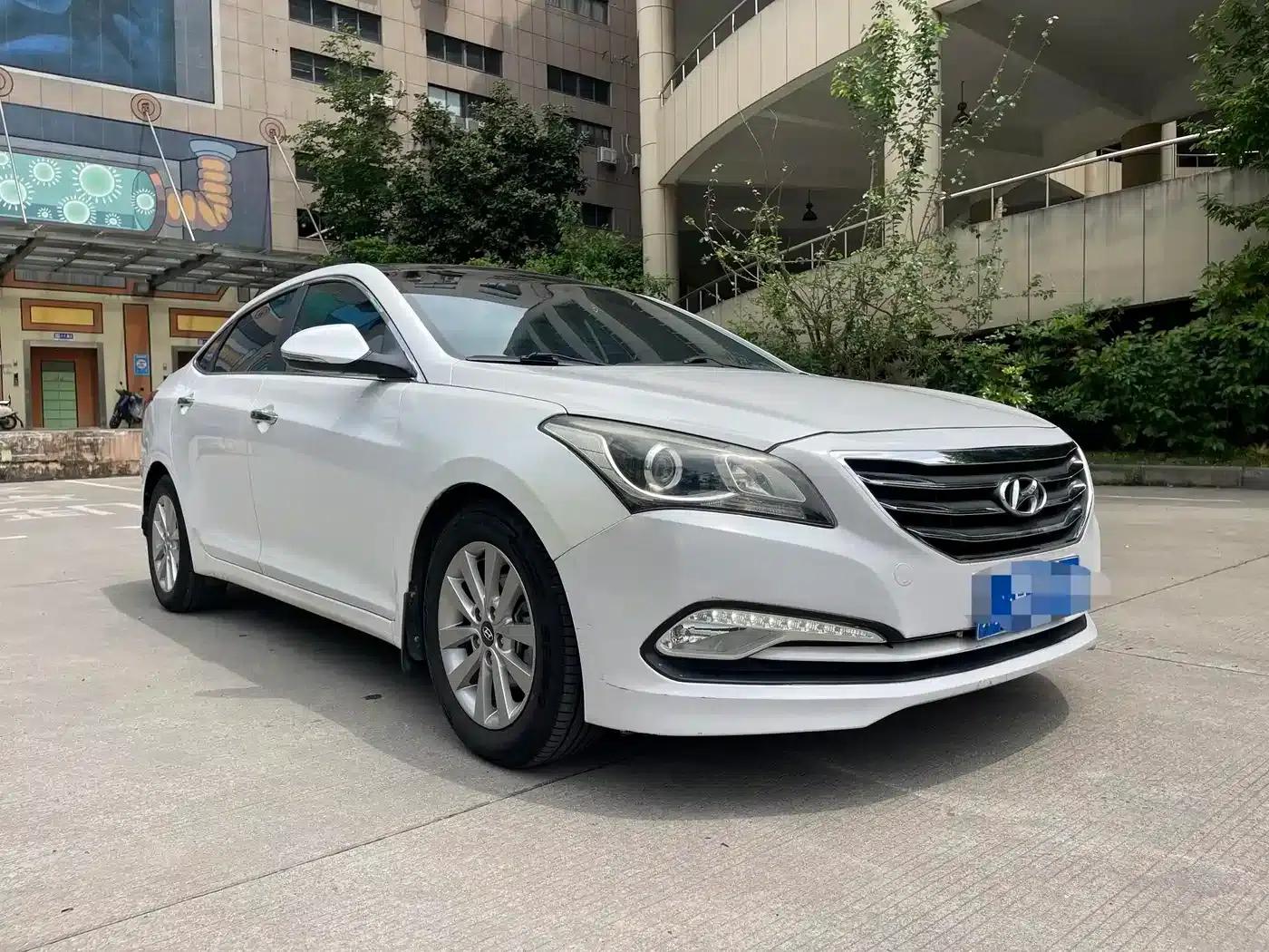 2014 Mistra 1.8L Automatic Intelligent GLS — миниатюра 3