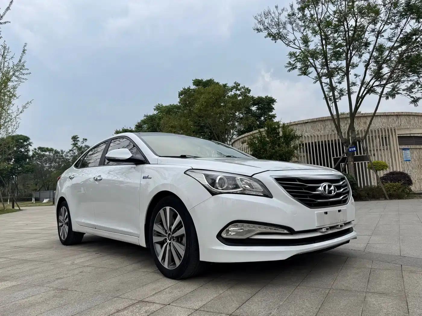 Hyundai Mistra 2016 1.6T Automatic Intelligent GLS — миниатюра 3