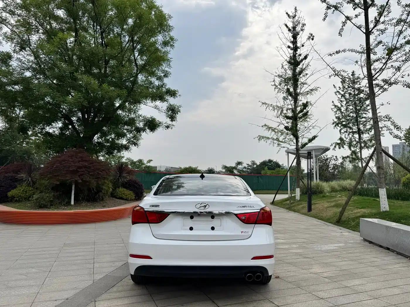 Hyundai Mistra 2016 1.6T Automatic Intelligent GLS — миниатюра 6