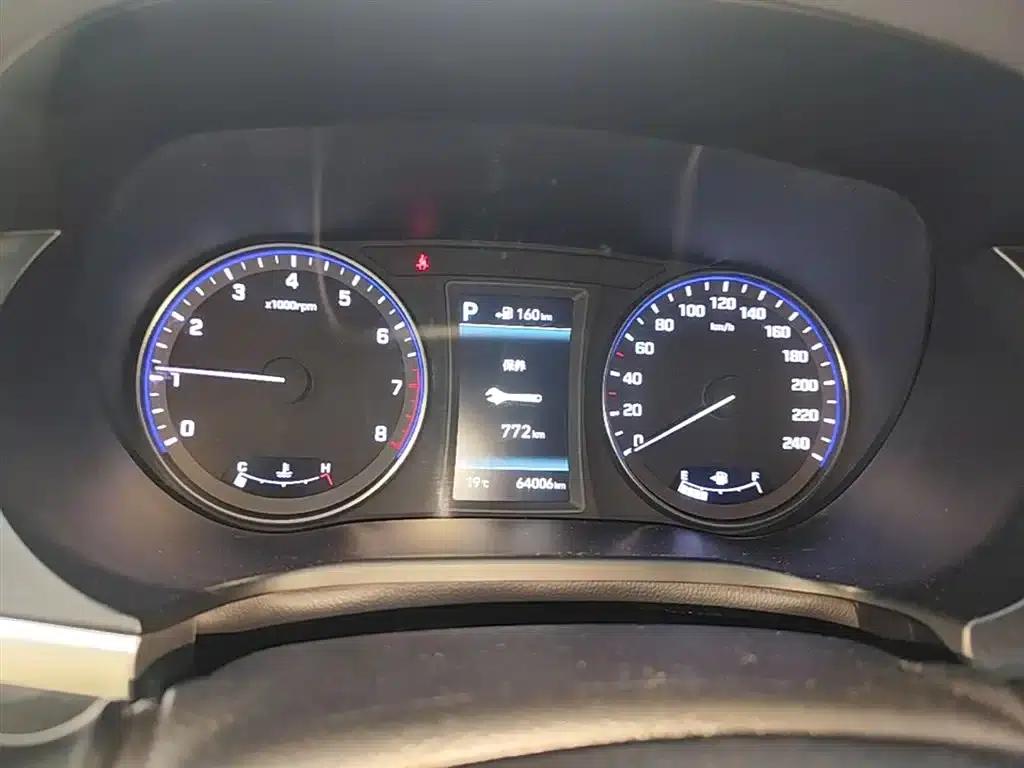 Hyundai Mistra 2019 1.8L Automatic Intelligent GLS Anniversary Edition (China VI Emission Standard) — миниатюра 12