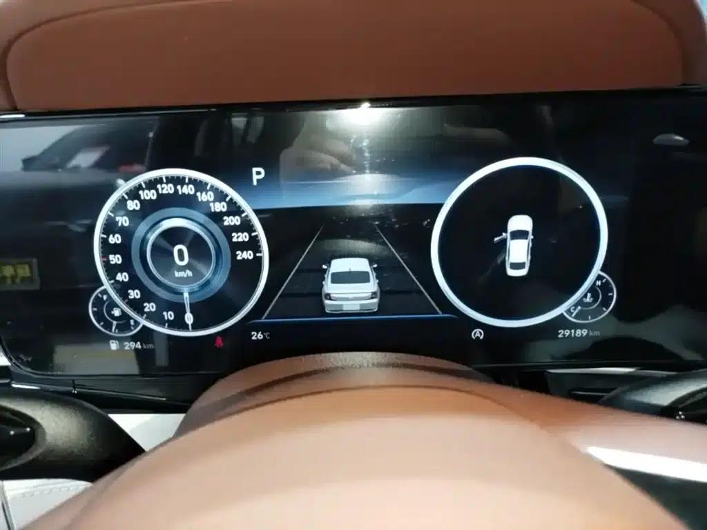 Hyundai Mistra 2021 1.8L CVT LUX Premium Edition — миниатюра 12