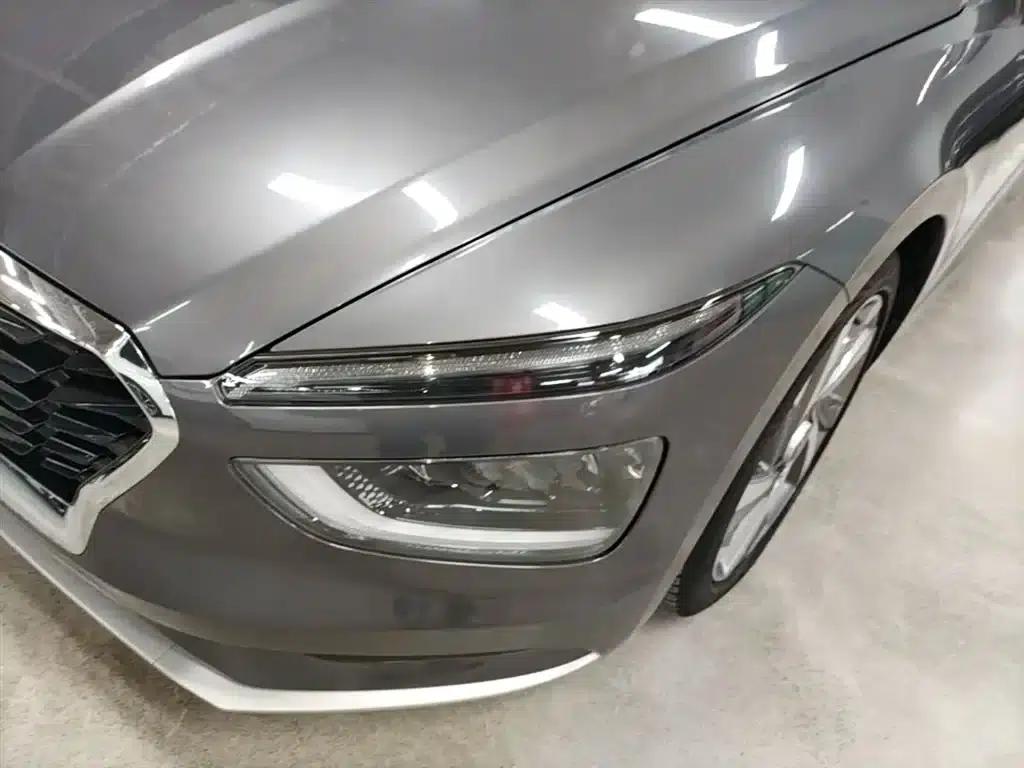 Hyundai Mistra 2021 1.8L CVT LUX Premium Edition — миниатюра 24