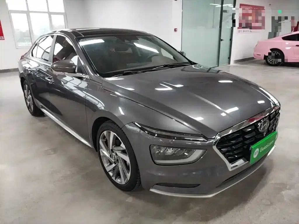 Hyundai Mistra 2021 1.8L CVT LUX Premium Edition — миниатюра 4
