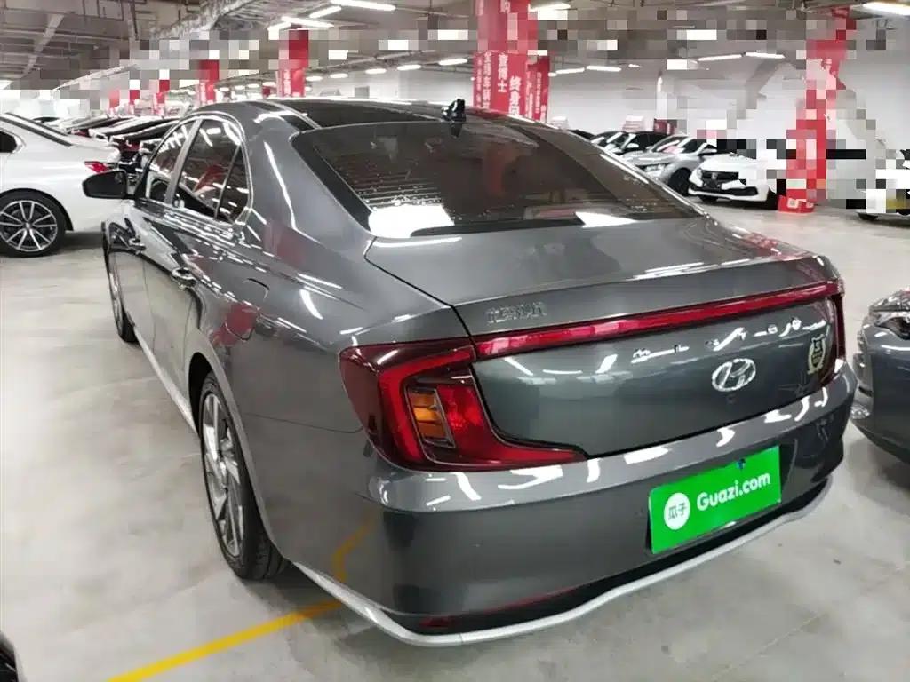 Hyundai Mistra 2021 1.8L CVT LUX Premium Edition — миниатюра 5