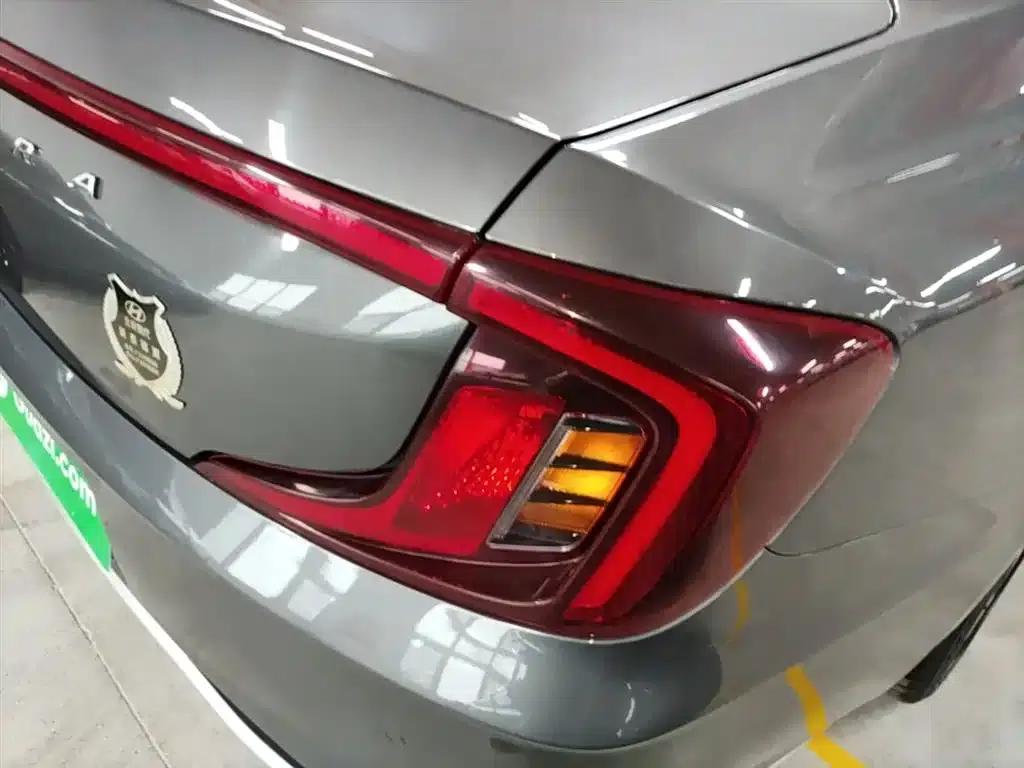 Hyundai Mistra 2021 1.8L CVT LUX Premium Edition — миниатюра 8