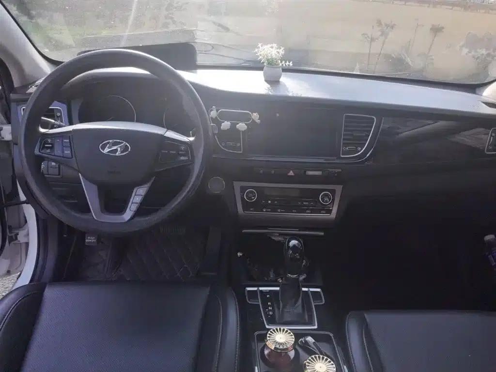 2014 Mistra 1.8L Automatic Intelligent GLS — миниатюра 13